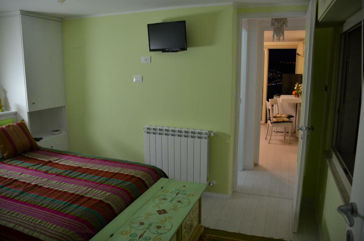 Bed and Breakfast L'Attico à Taormine Extérieur photo